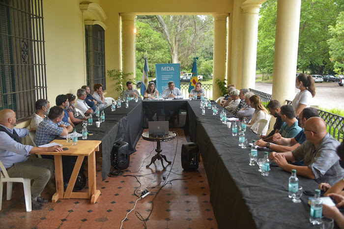 Rodríguez presentó los avances de los programas del MDA para al sector forestal