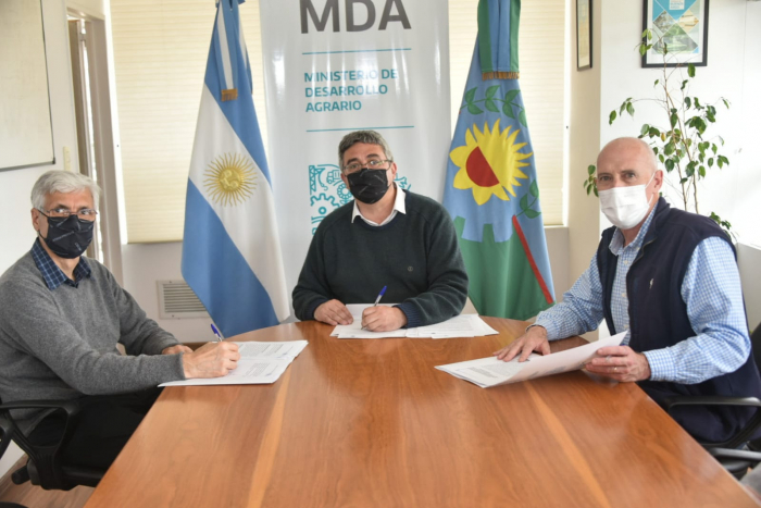 Trabajo conjunto con la UNLP para el impulso de la cadena forestal