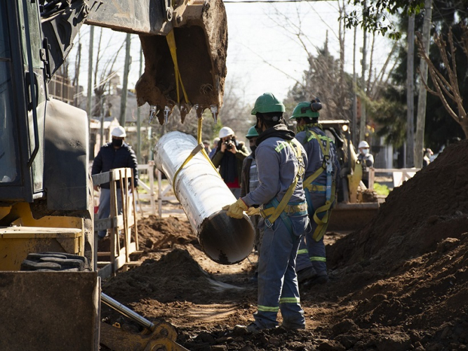 Trabajos cloacales para Moreno