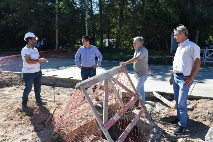 El Ministro Nardini en la recorrida