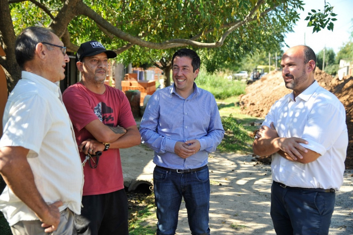 El Ministro Nardini en la recorrida