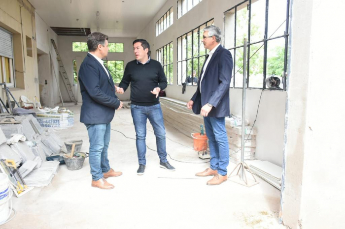 El Ministro Nardini en la recorrida