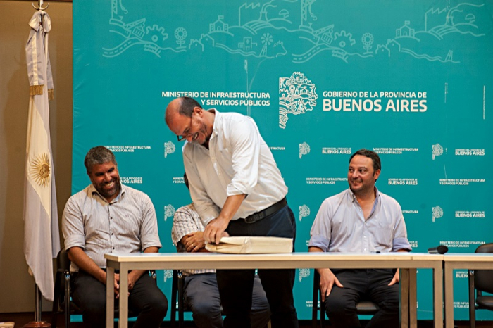 Licitación de obras hídricas