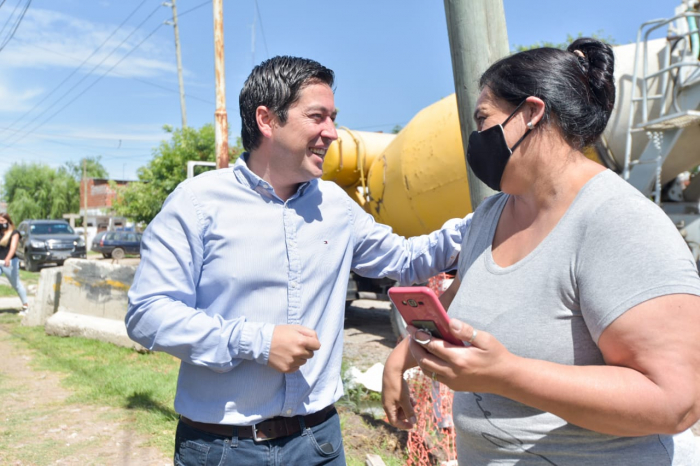 El Ministro Nardini junto a la Intendenta Correa