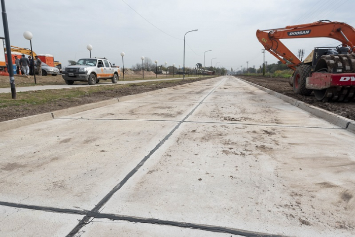 Avanzan obras en José C Paz Avanzan obras en José C Paz