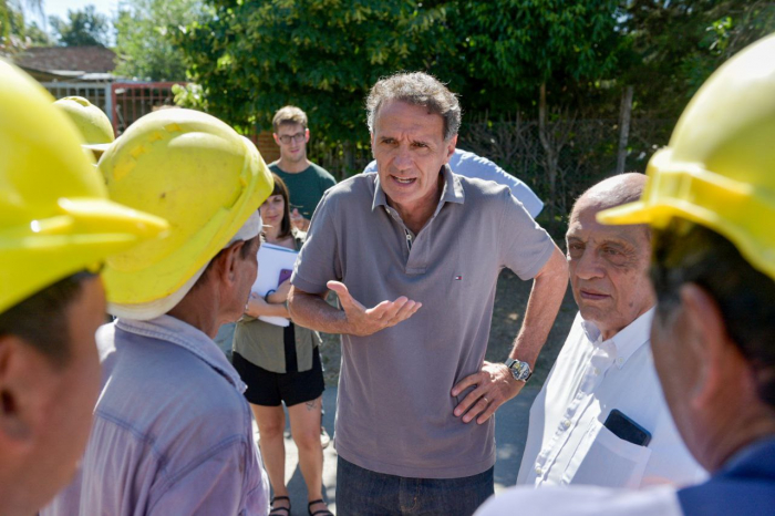 Katopodis recorrió obras de pavimento y saneamiento en Berazategui