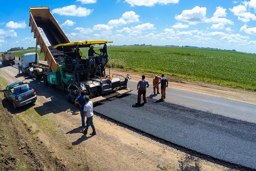 Obras de repavimentación en la Ruta 32