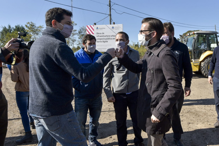 En Escobar y Mercedes, Simone recorrió obras con De Pedro, Arroyo y Katopodis