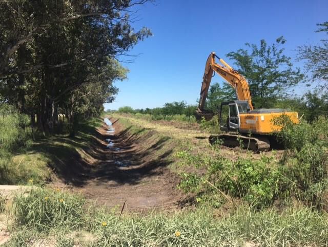 Trabajos de limpieza en Cuenca del Samborombón Chico