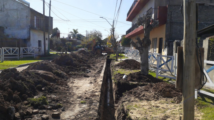 La Provincia inició la nueva obra de red cloacal para Hurlingham