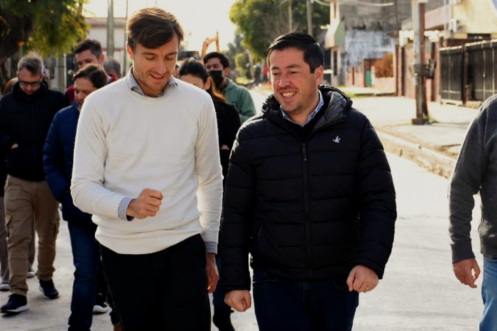 Nardini y el Intendente Ghi recorrieron trabajos de repavimentación en Morón