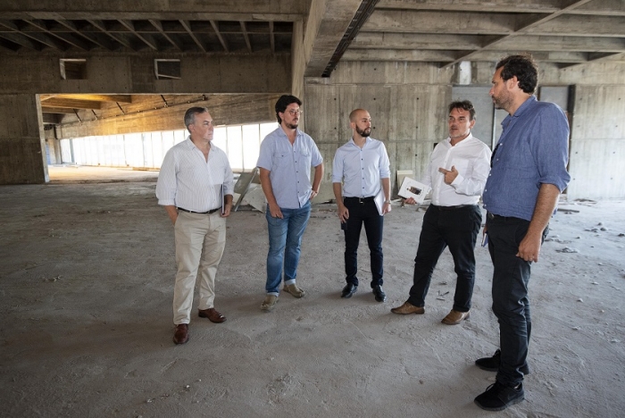 Equipos técnicos de Arquitectura recorrieron el Teatro Argentino