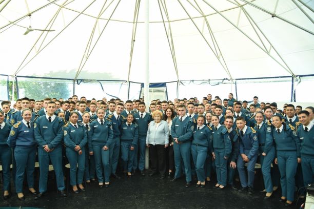 Hanka Grzmot y su relato de supervivencia en Auschwitz impactó a Cadetes Penitenciarios Hanka Grzmot y su relato de supervivencia en Auschwitz impactó a Cadetes Penitenciarios