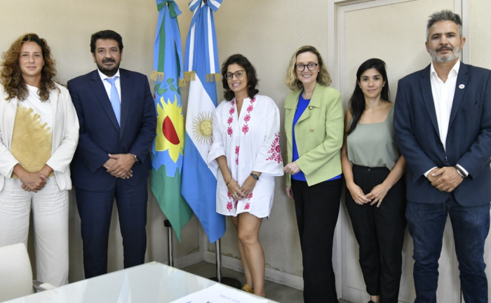 Mena intercambió experiencias de trabajo con funcionarias de Brasil Mena intercambió experiencias de trabajo con funcionarias de Brasil