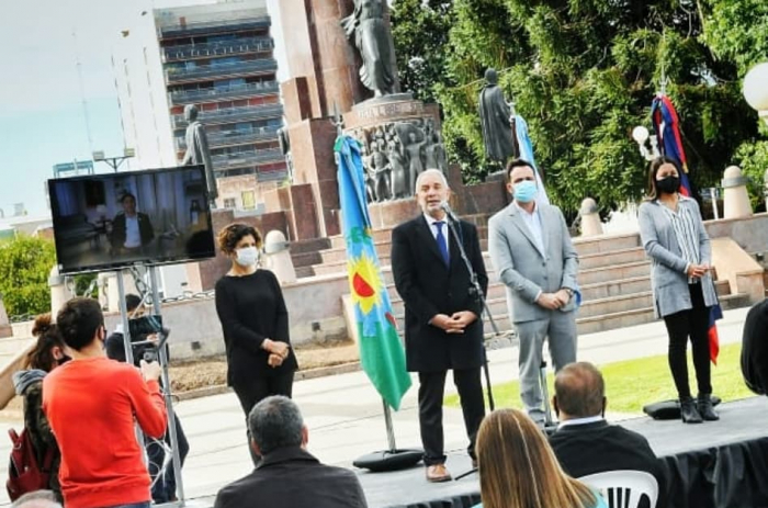 El ministro de Justicia y Derechos Humanos de la Provincia, Julio Alak, visitó este jueves la ciudad de Pehuajó, donde encabezó 