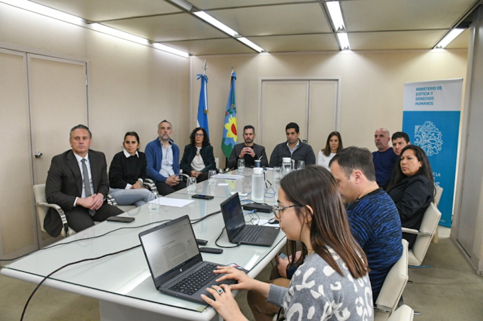 El Sello es una herramienta para apoyar y reconocer los esfuerzos que hacen las instituciones públicas hacia el logro de la igua