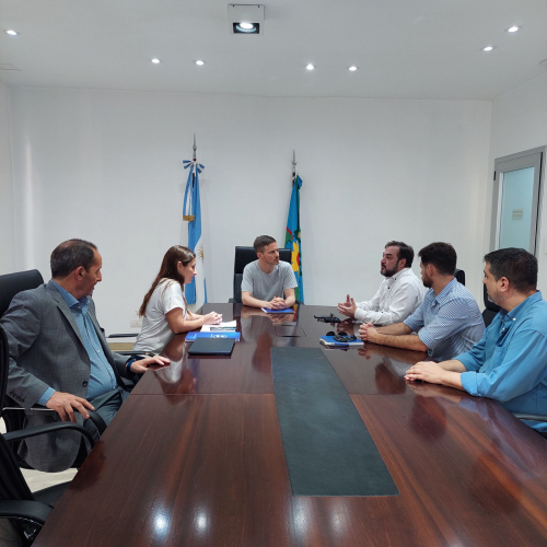 Ley de Economía del Conocimiento: Costa se reunió con representantes gremiales informáticos