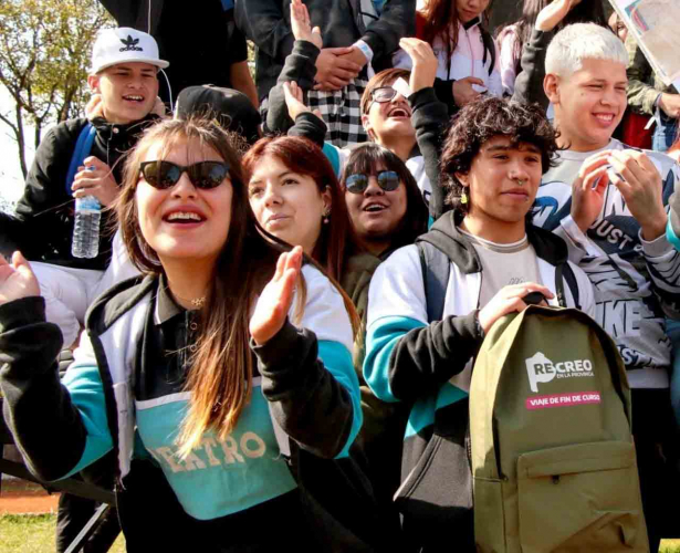 Inician los Viajes de Fin de Curso en la PBA: viajarán 185.000 estudiantes  | Provincia de Buenos Aires