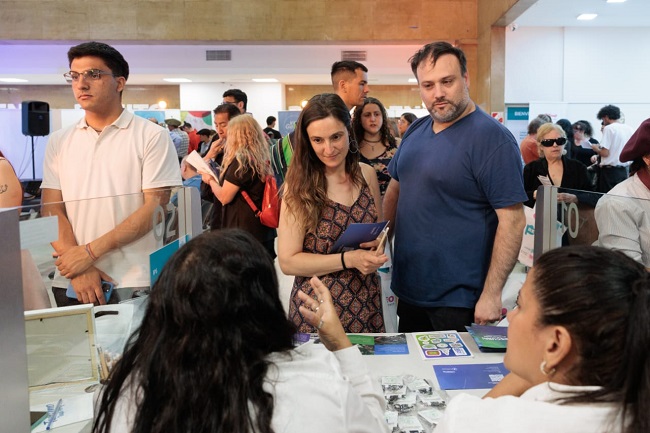 Más de 2.000 personas visitaron la Casa de la Provincia durante “La Noche de las Casas”