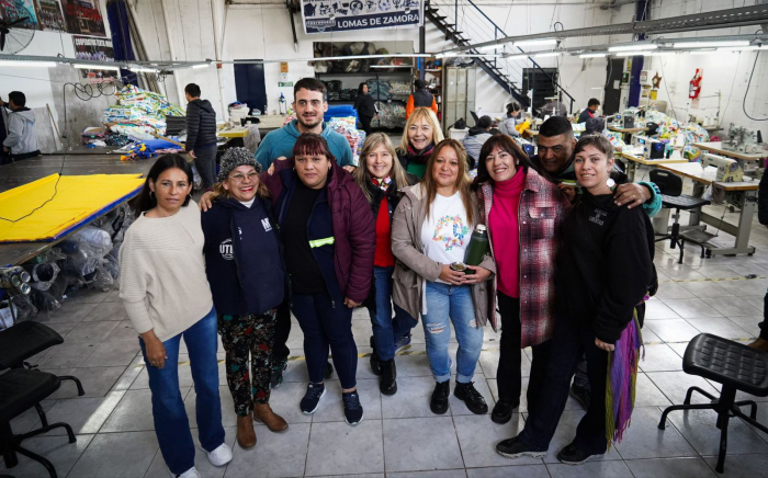 Alvarez Rodríguez recorrió talleres productivos en Lomas de Zamora