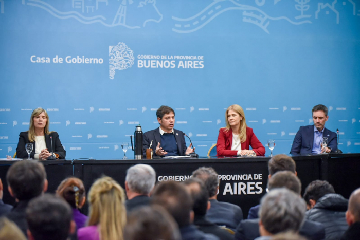 La Provincia y el Consejo Federal de Inversiones firmaron diez convenios para fomentar la inversión productiva