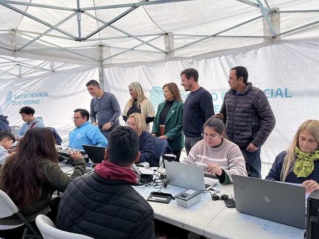 El Registro Provincial de las Personas continúa realizando trámites gratuitos en los municipios afectados