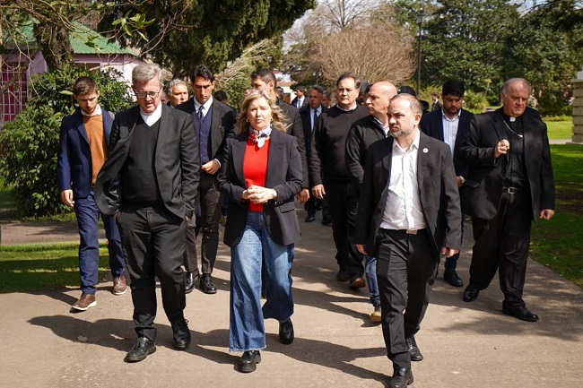 Representantes de la Provincia, la Nación y la Santa Sede participaron de la misión de avanzada para recibir al Papa León XIV