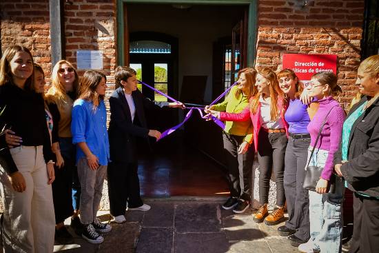 La Ministra de Mujeres y Diversidad visitó Tres Arroyos y Gonzáles Cháves