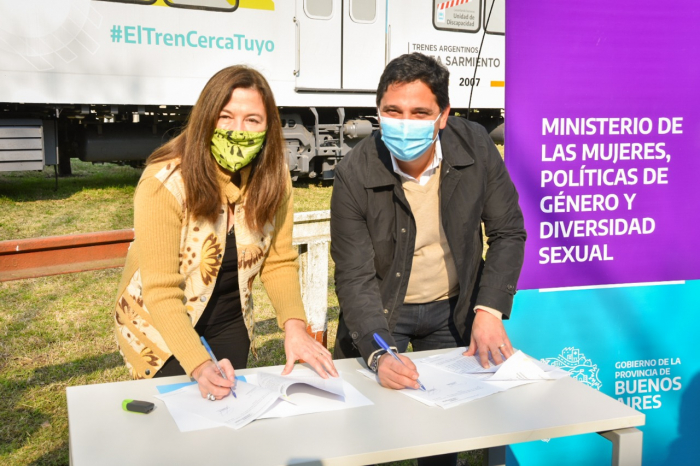 Firma de convenio entre el Ministerio y Trenes Argentinos