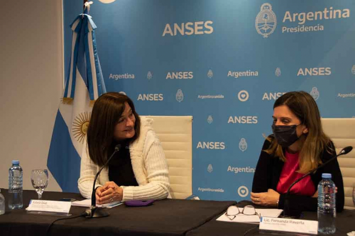 Reconocimiento de Períodos de Servicio por Tareas de Cuidado para Mujeres