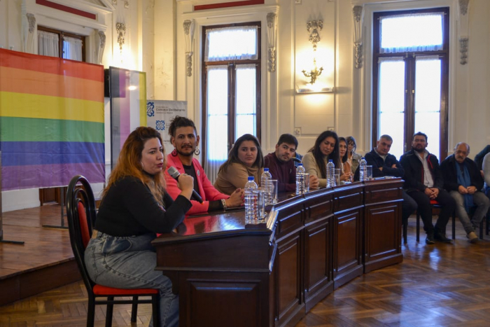 Entrega del primer DNI no binario en General Lamadrid