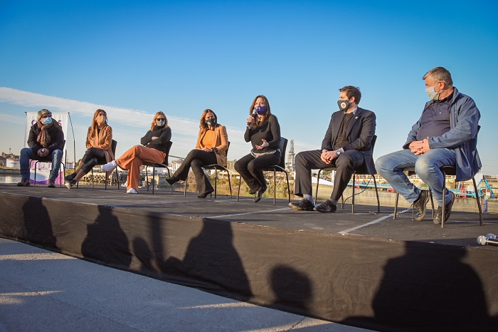 Oficios sin Prejuicios en el Puerto de Dock Sud