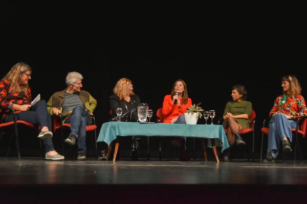 Presentación de "Vicenta" en el Teatro Auditorium de Mar del Plata