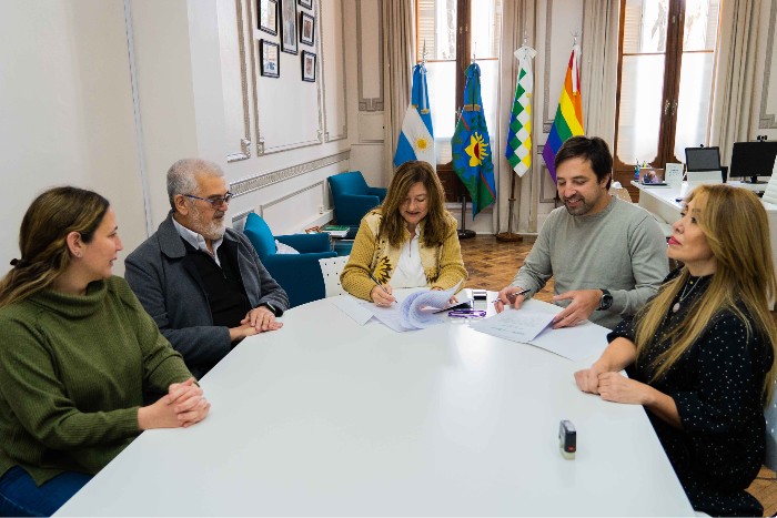 Firma de convenio para la promoción de acciones conjuntas