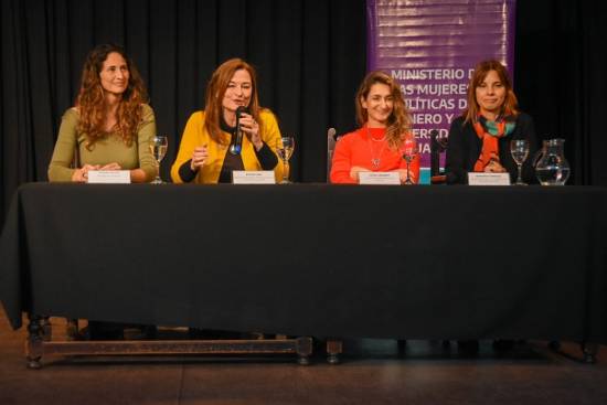 “Nosotras. Relatos de los feminismos bonaerenses” ya está disponible en Cont.AR “Nosotras. Relatos de los feminismos bonaerenses” ya está disponible en Cont.AR