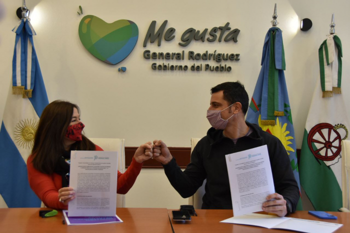 Firma de convenio Comunidades sin Violencias en Gral. Rodríguez