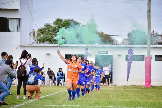 Torneo de fútbol femenino en la Provincia