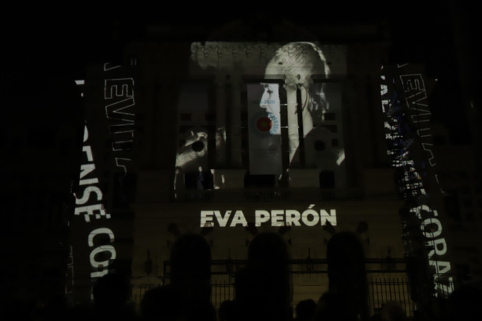 #Evita70