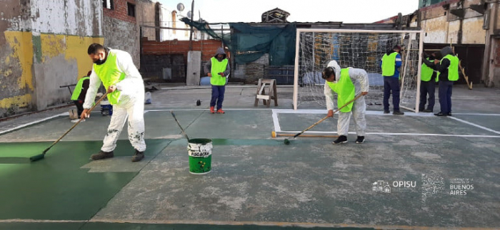 Trabajos en el club Villa Porá