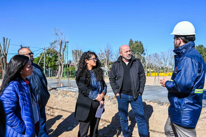 Barrios y Secco recorrieron la construcción de un nuevo polideportivo en Punta Lara 