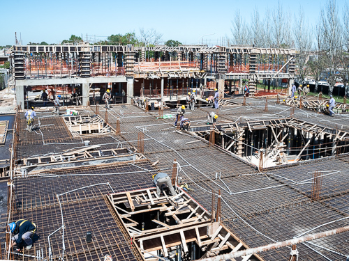 Avanzan la construcción de viviendas para los y las vecinas de Villa Itatí