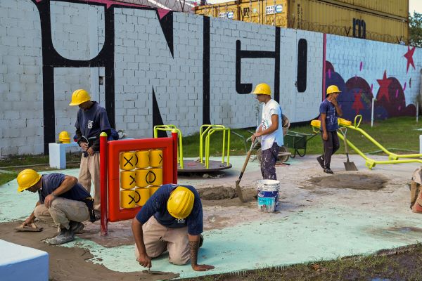 ACCESO A SERVICIOS PÚBLICOS