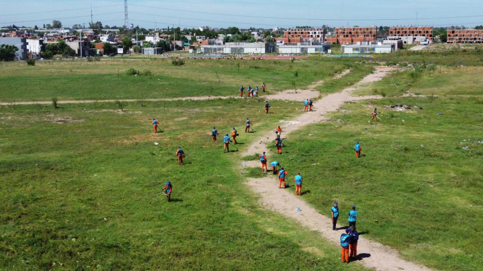 Jornada de limpieza y mantenimiento en la zona del Camino del Buen Ayre