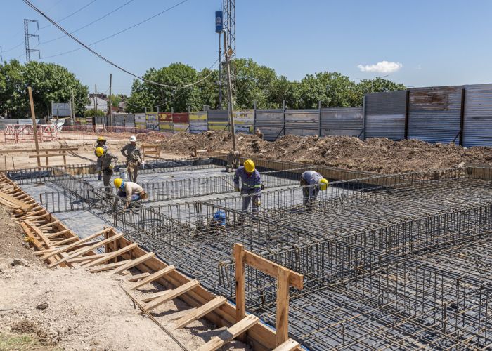 Obra de construcción de complejo habitacional en La Matanza