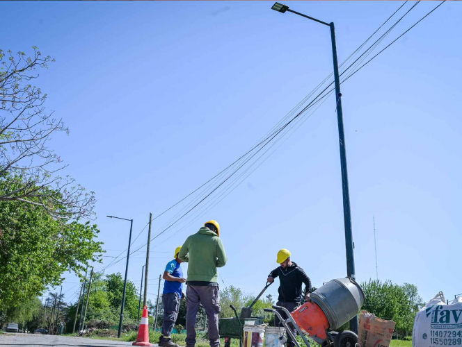 OPISU avanza con la obra de alumbrado público en los barrios Compal y Once