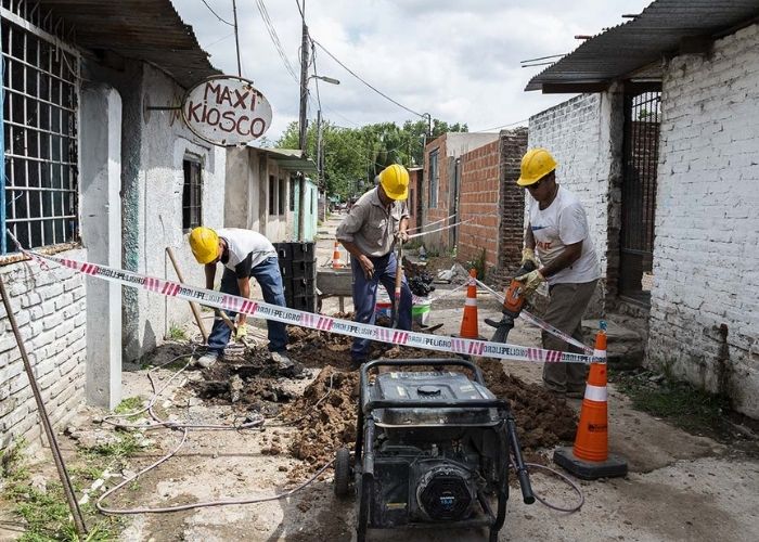 Ejecución de la red primaria de agua en Puerta de Hierro