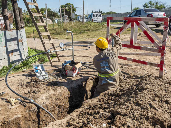 Ejecución de la red secundaria de agua en Puerta de Hierro