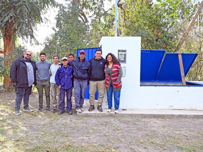 Agua potable para más de 150 familias de Etcheverry