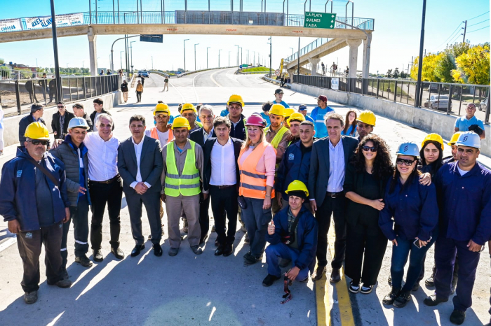 Barrios acompañó a Kicillof y Alak en la inauguración de la nueva bajada de la Autopista Buenos Aires - La Plata