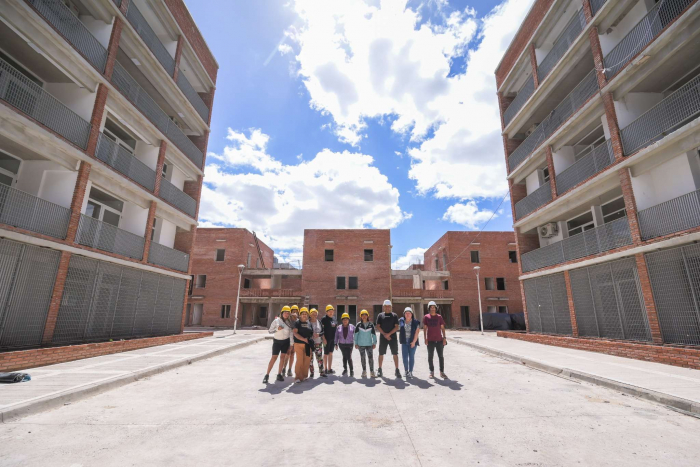 Familias de Puerta de Hierro recorrieron las construcciones de complejos habitacionales en San Justo